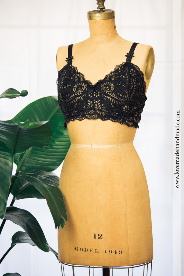 I made myself a Bralette! Featuring the Bella Bralette PDF Sewing Pattern  by Daydream Patterns - Lovemade Handmade